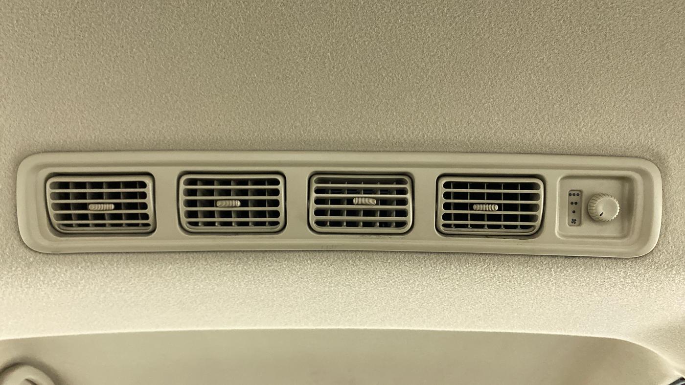 2012 Maruti Ertiga ZXI, Petrol, Manual, 35,549 km, Rear AC Vents
