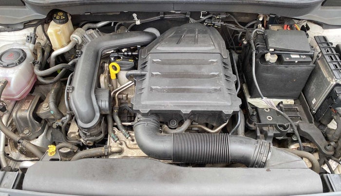 2021 Volkswagen TAIGUN HIGHLINE 1.0 TSI MT, Petrol, Manual, 6,510 km, Open Bonet