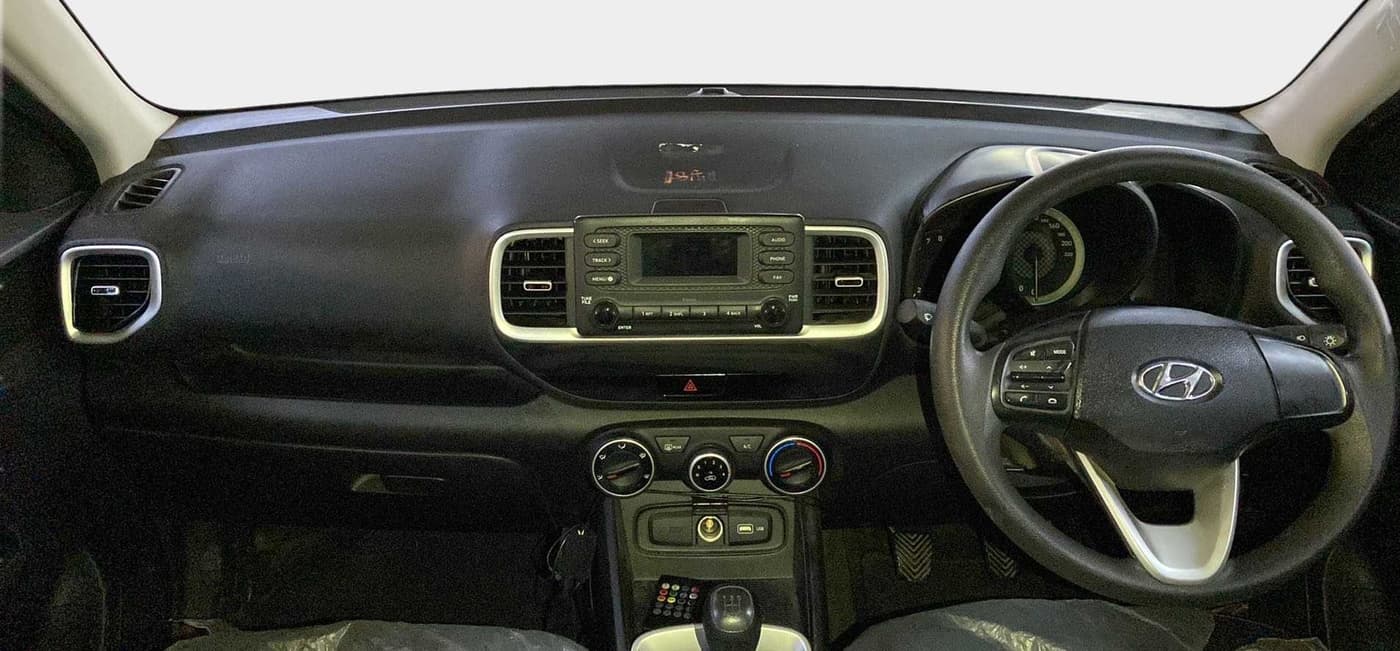2022 Hyundai VENUE S 1.2, Petrol, Manual, 11,542 km, Dashboard