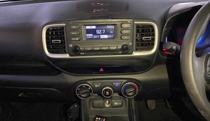 2022 Hyundai VENUE S 1.2, Petrol, Manual, 11,542 km, Air Conditioner
