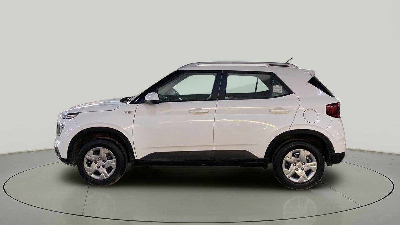 2022 Hyundai VENUE S 1.2, Petrol, Manual, 11,542 km, Left Side