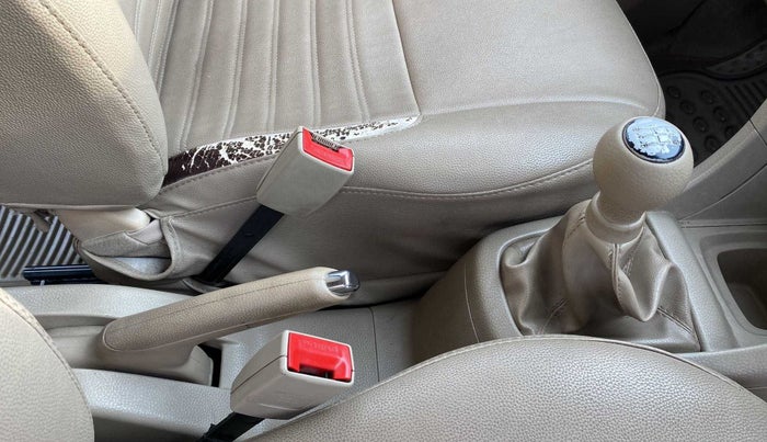 2015 Maruti Ertiga VXI, Petrol, Manual, 23,637 km, Gear Lever