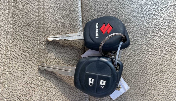 2015 Maruti Ertiga VXI, Petrol, Manual, 23,637 km, Key Close Up