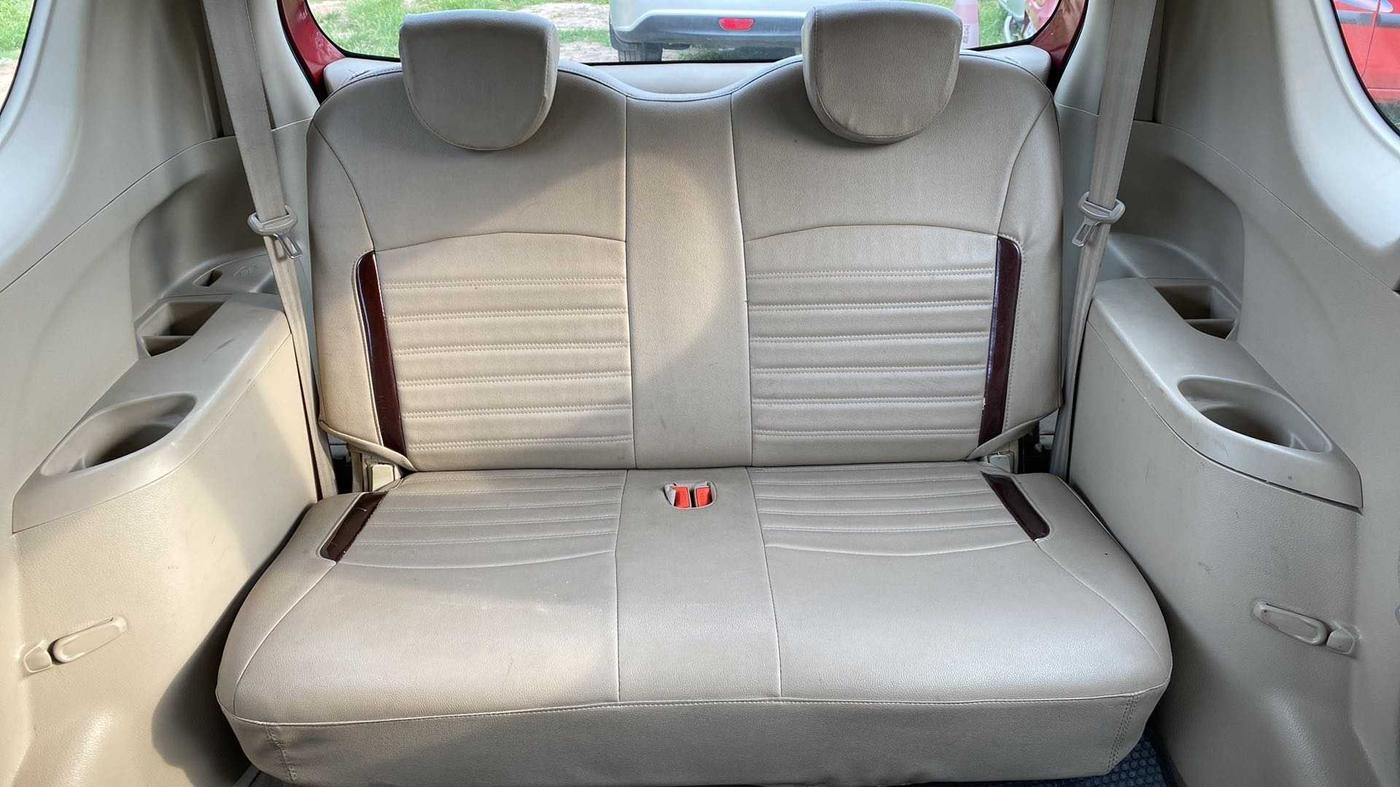 2015 Maruti Ertiga VXI, Petrol, Manual, 23,637 km, Third Seat Row ( optional )