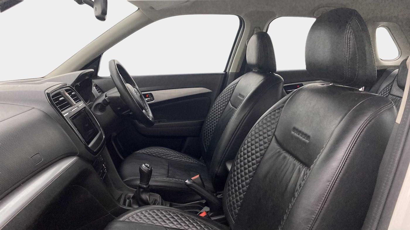 2021 Maruti Vitara Brezza ZXI PLUS, Petrol, Manual, 63,677 km, Right Side Front Door Cabin