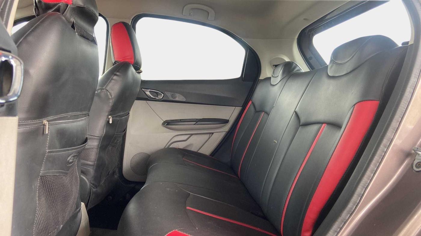 2017 Tata Tiago XZ PETROL, Petrol, Manual, 79,584 km, Right Side Rear Door Cabin