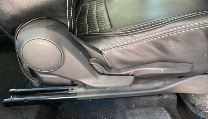 2017 Maruti Baleno ZETA PETROL 1.2, Petrol, Manual, 94,044 km, Driver Side Adjustment Panel