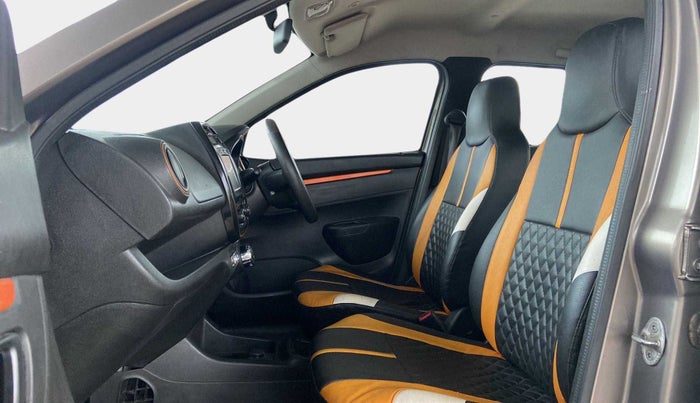 2017 Renault Kwid CLIMBER 1.0 AMT, Petrol, Automatic, 47,474 km, Right Side Front Door Cabin