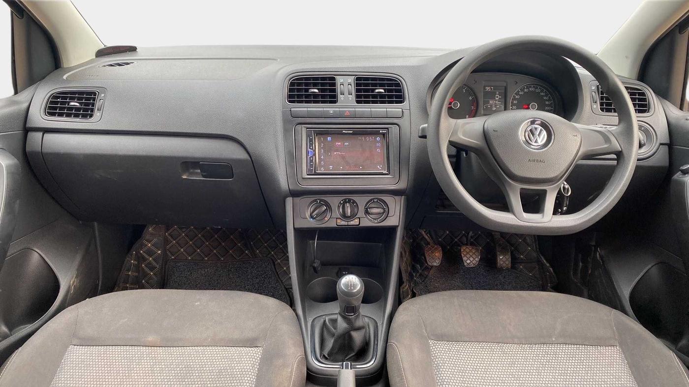 2016 Volkswagen Polo COMFORTLINE 1.2L, Petrol, Manual, 38,324 km, Dashboard