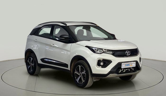 2023 Tata NEXON XZ PLUS PETROL SUNROOF, Petrol, Manual, 25,272 km, Right Front Diagonal