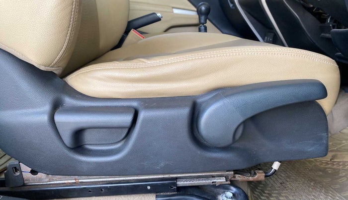 2016 Honda City 1.5L I-VTEC VX, Petrol, Manual, 80,755 km, Driver Side Adjustment Panel