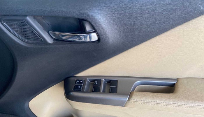 2016 Honda City 1.5L I-VTEC VX, Petrol, Manual, 80,755 km, Driver Side Door Panels Control