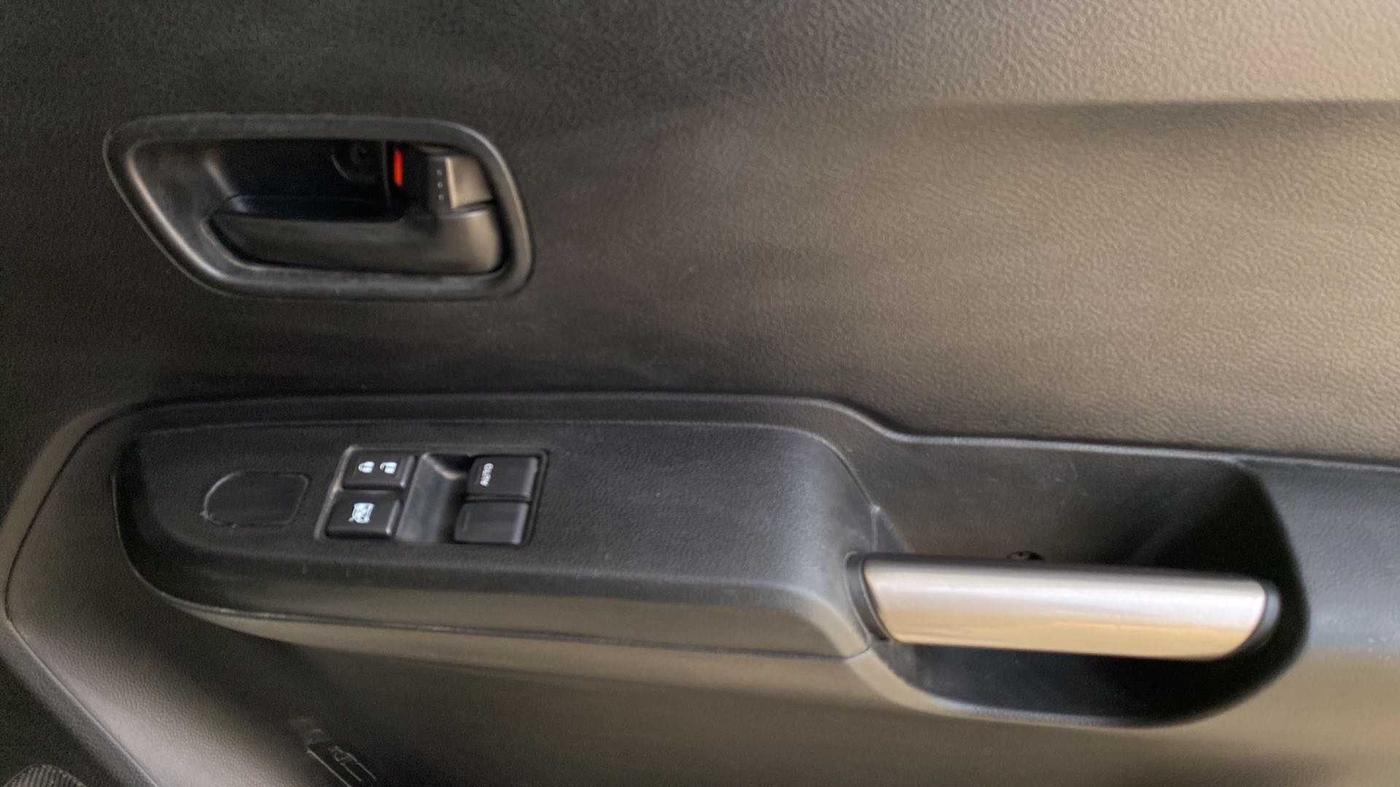 2018 Maruti IGNIS SIGMA 1.2, Petrol, Manual, 48,434 km, Driver Side Door Panels Control