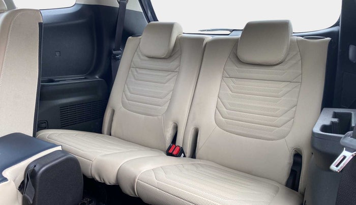 2023 KIA CARENS LUXURY 1.4 PETROL 7 STR, Petrol, Manual, 5,126 km, Third Seat Row ( optional )