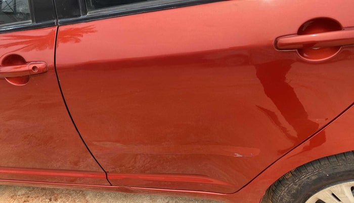 2011 Maruti Swift VXI, Petrol, Manual, 64,003 km, Rear left door - Slightly dented