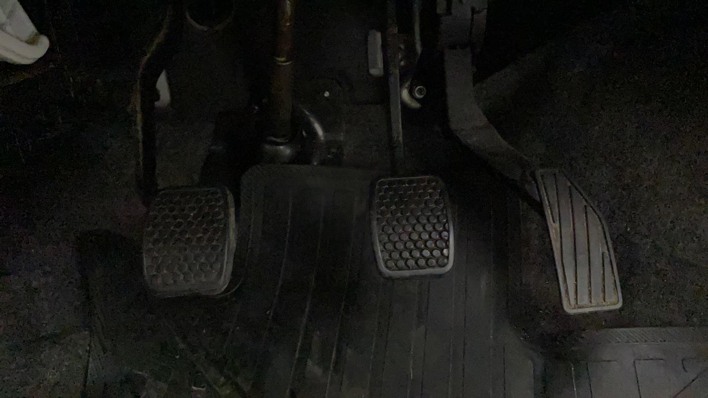 2017 Maruti Alto K10 VXI, Petrol, Manual, 7,148 km, Pedals