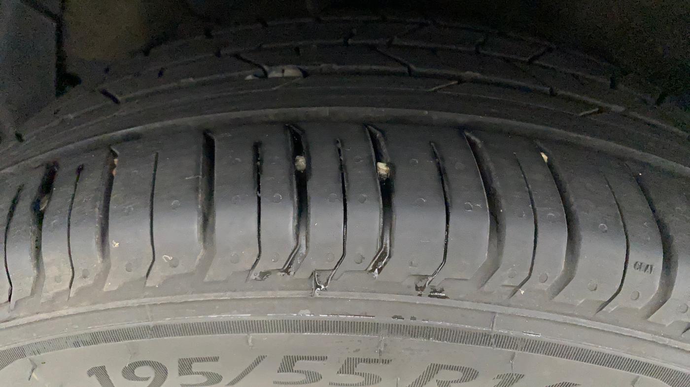 2022 Hyundai NEW I20 ASTA 1.2 MT, Petrol, Manual, 4,236 km, Right Rear Tyre Tread