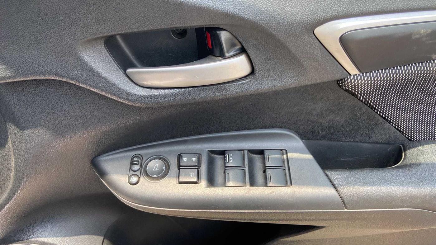 2018 Honda WR-V 1.2L I-VTEC VX MT, Petrol, Manual, 37,920 km, Driver Side Door Panels Control