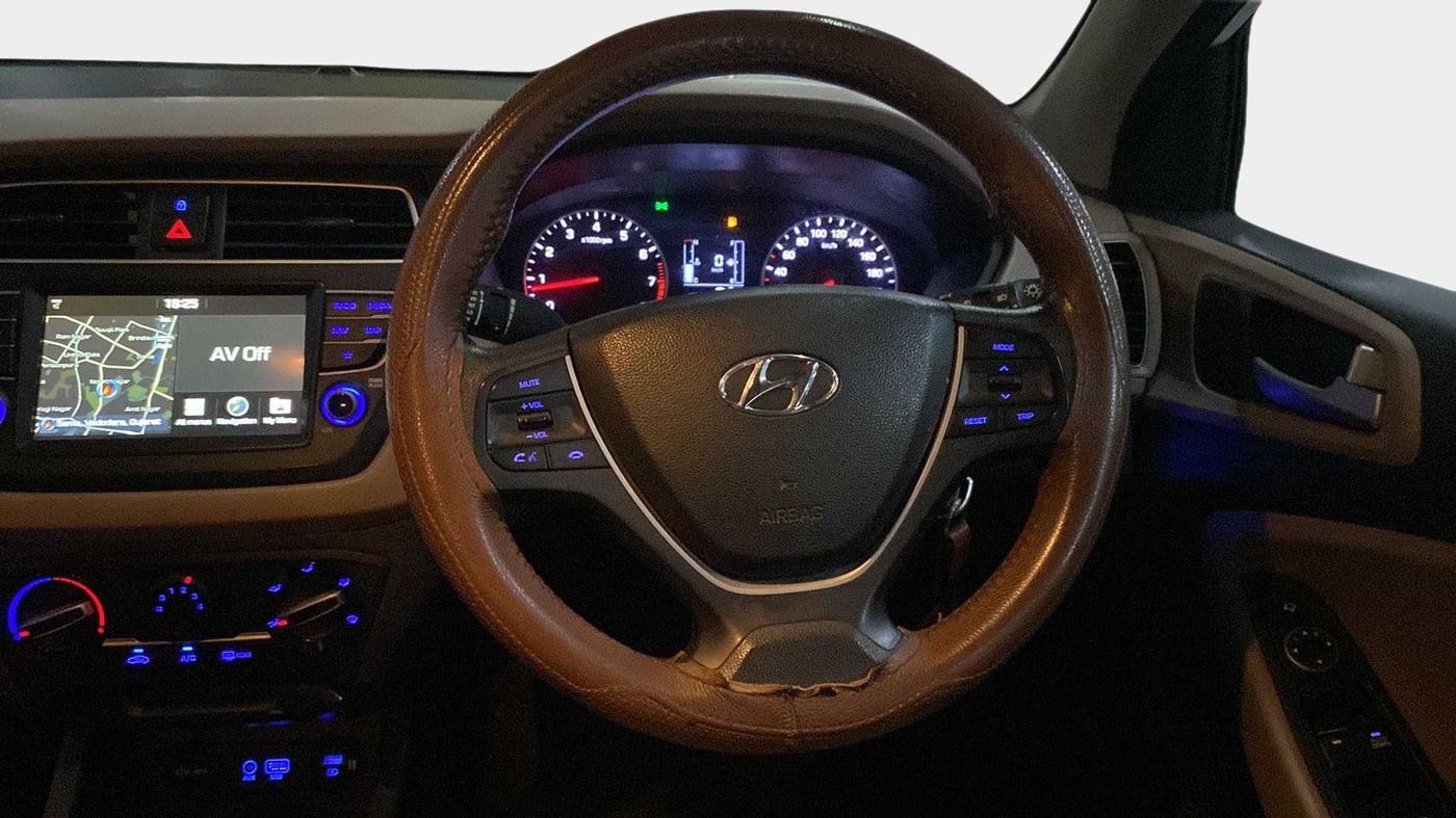 2020 Hyundai Elite i20 SPORTZ PLUS 1.2, Petrol, Manual, 62,409 km, Steering Wheel Close Up