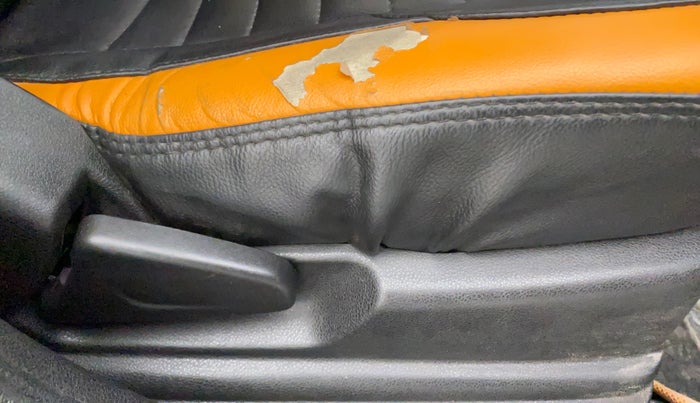 2020 Renault Kwid CLIMBER 1.0 AMT (O), Petrol, Automatic, 53,521 km, Driver Side Adjustment Panel