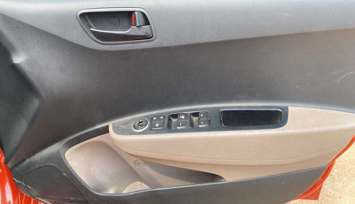 2019 Hyundai Grand i10 MAGNA 1.2 KAPPA VTVT, Petrol, Manual, 42,884 km, Driver Side Door Panels Control