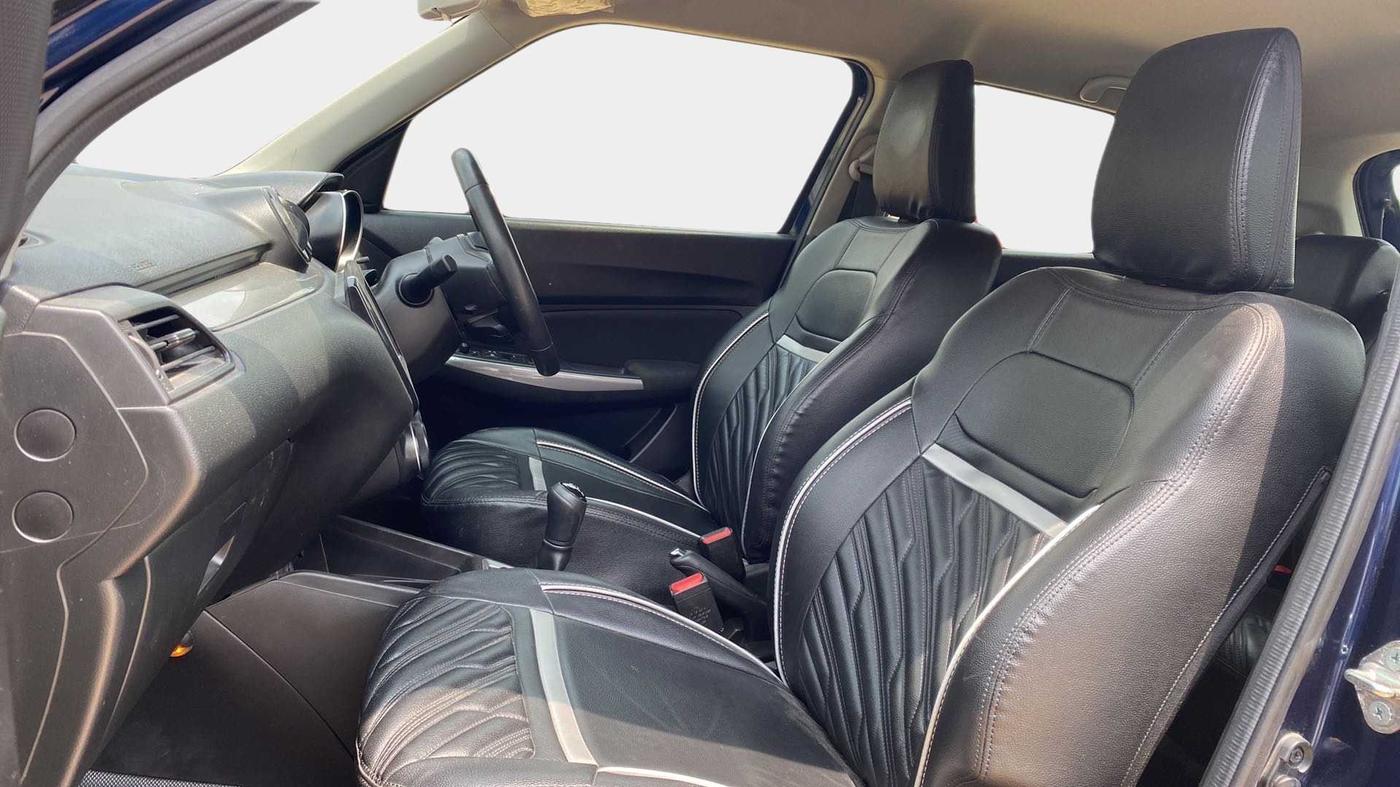 2019 Maruti Swift ZXI PLUS, Petrol, Manual, 25,462 km, Right Side Front Door Cabin