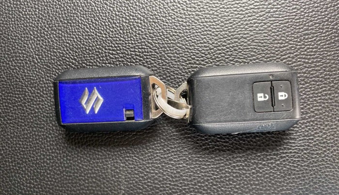 2019 Maruti Swift ZXI PLUS, Petrol, Manual, 25,462 km, Key Close Up