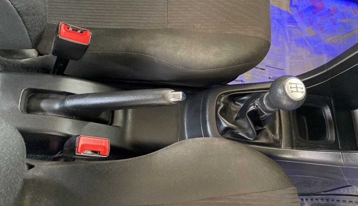 2015 Maruti Swift VDI ABS, Diesel, Manual, 40,062 km, Gear Lever