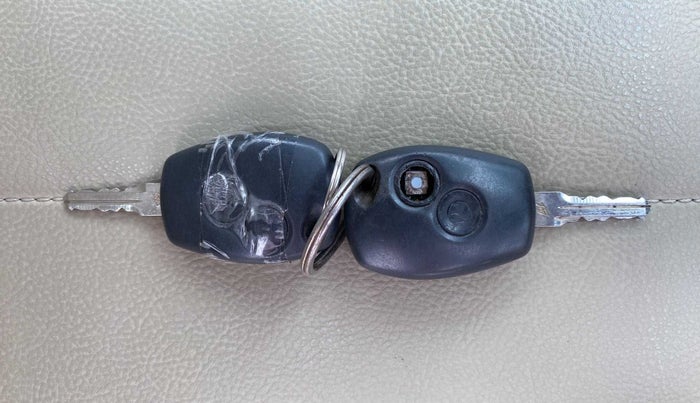 2015 Nissan Terrano XL D PLUS, Diesel, Manual, 88,694 km, Key Close Up