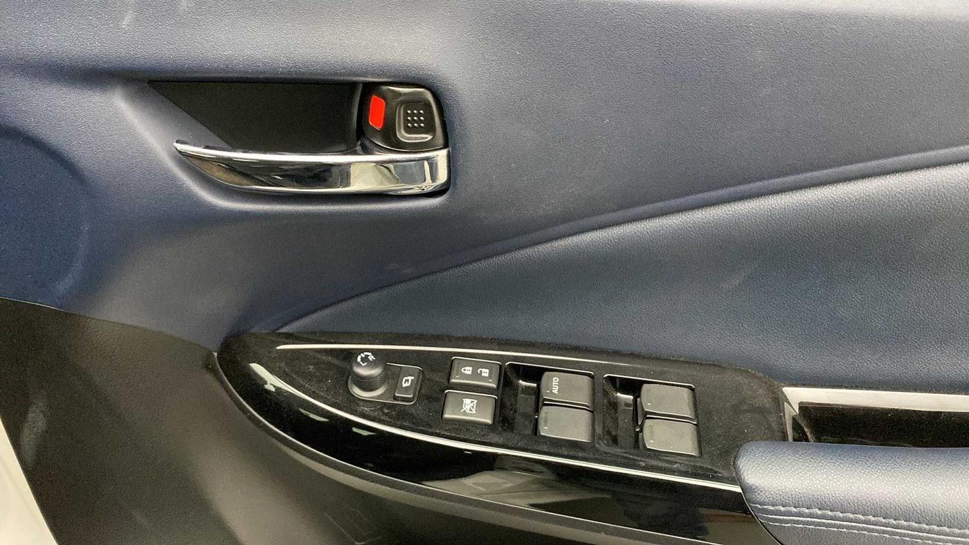 2023 Maruti Baleno ALPHA PETROL 1.2, Petrol, Manual, 7,563 km, Driver Side Door Panels Control