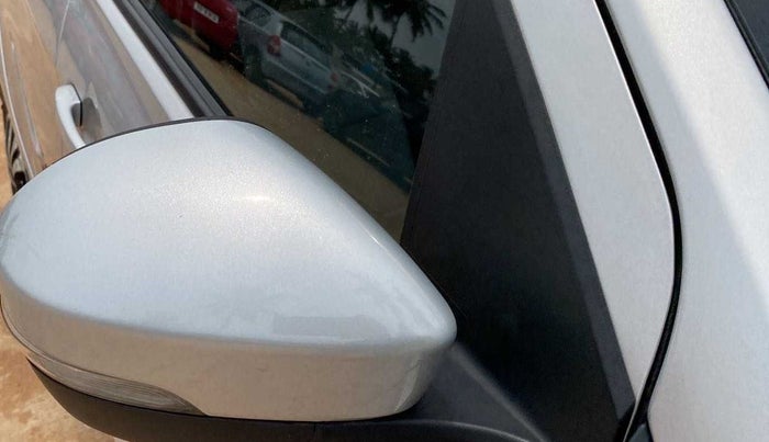 2021 Tata Tiago XZ PETROL, Petrol, Manual, 26,041 km, Right rear-view mirror - Mirror motor not working