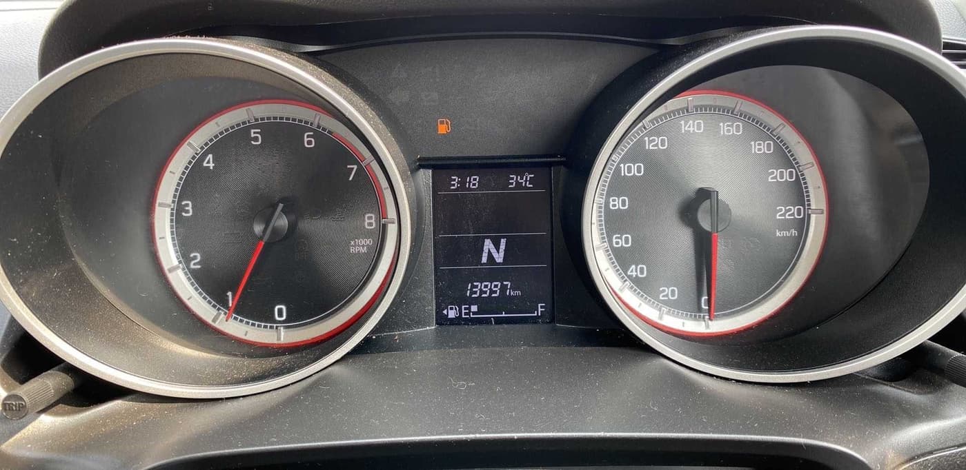 2023 Maruti Swift VXI AMT, Petrol, Automatic, 13,994 km, Odometer Image