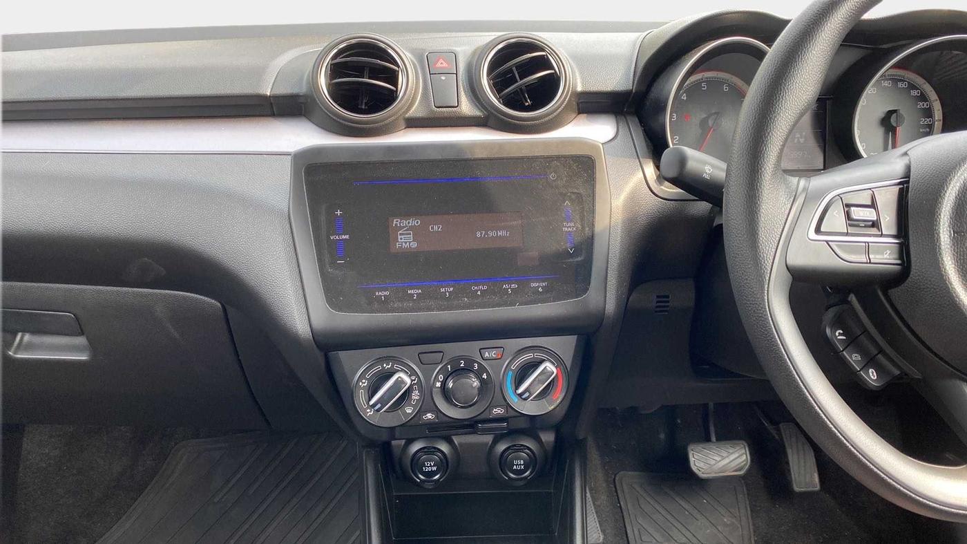 2023 Maruti Swift VXI AMT, Petrol, Automatic, 13,994 km, Air Conditioner