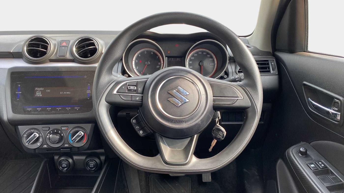 2023 Maruti Swift VXI AMT, Petrol, Automatic, 13,994 km, Steering Wheel Close Up