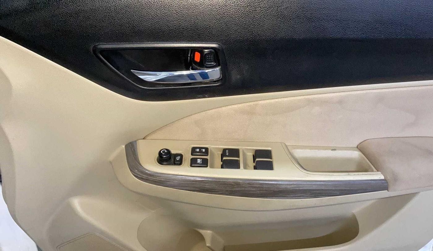 2022 Maruti Dzire ZXI, Petrol, Manual, 35,258 km, Driver Side Door Panels Control