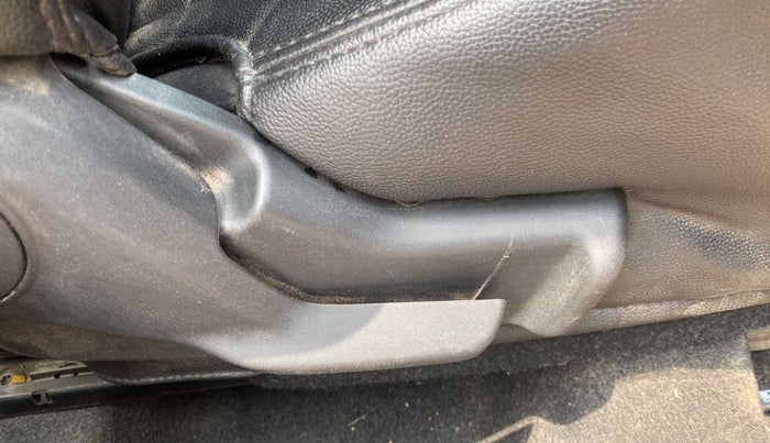 2018 Maruti IGNIS DELTA 1.2, Petrol, Manual, 34,045 km, Driver Side Adjustment Panel