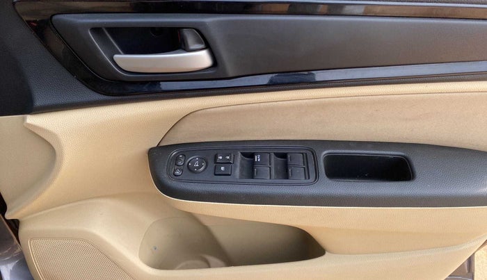 2020 Honda Amaze 1.2L I-VTEC VX, Petrol, Manual, 33,889 km, Driver Side Door Panels Control