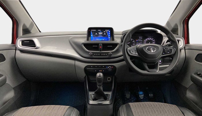 2020 Tata ALTROZ XT PETROL, Petrol, Manual, 34,739 km, Dashboard