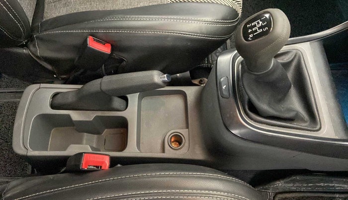 2020 Tata ALTROZ XT PETROL, Petrol, Manual, 34,739 km, Gear Lever