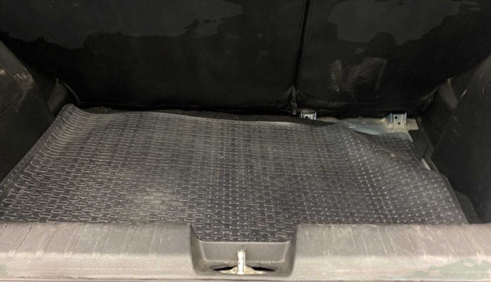 2018 Maruti Baleno DELTA CVT PETROL 1.2, Petrol, Automatic, 85,573 km, Boot Inside