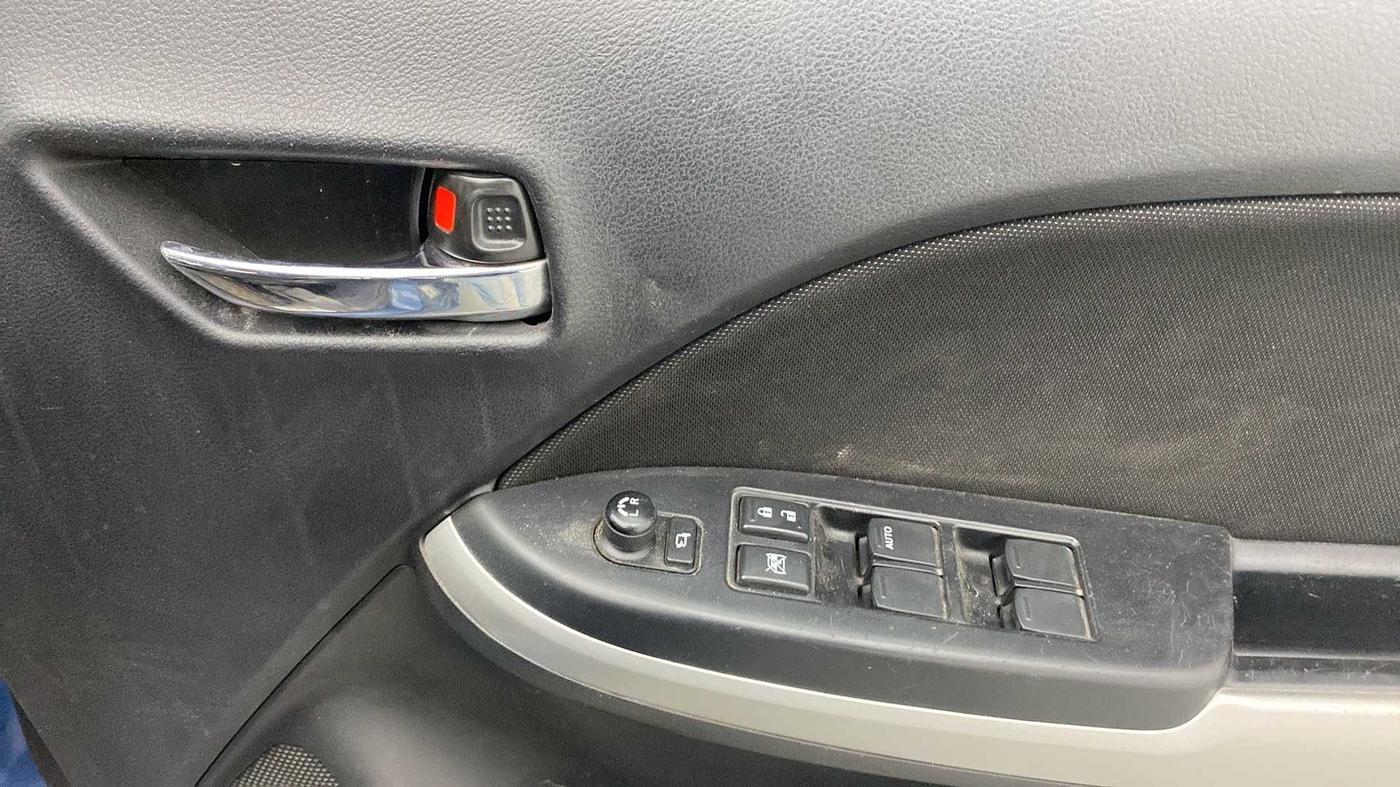 2018 Maruti Baleno DELTA CVT PETROL 1.2, Petrol, Automatic, 85,573 km, Driver Side Door Panels Control
