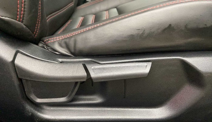 2023 Hyundai NEW I20 SPORTZ 1.2 AT, Petrol, Automatic, 10,510 km, Driver Side Adjustment Panel