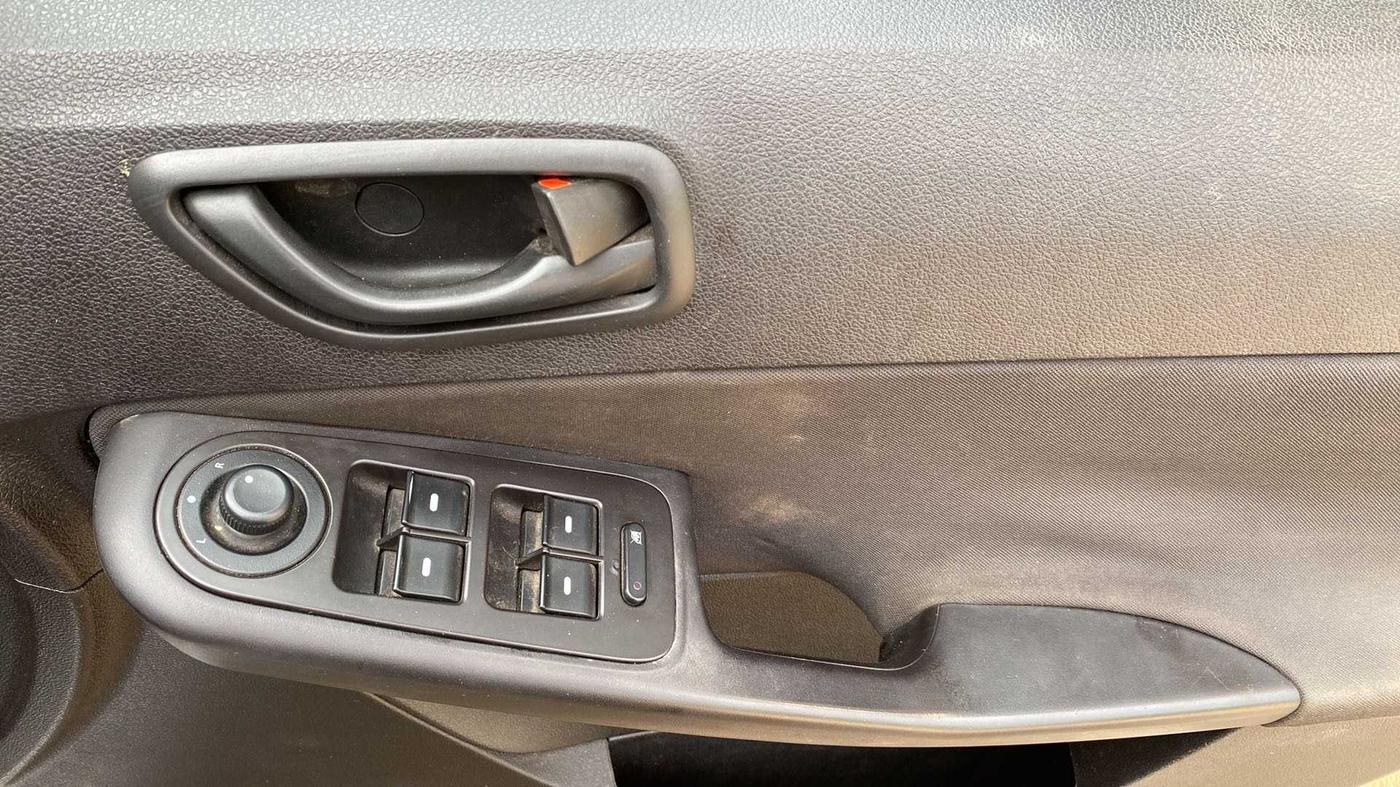 2014 Tata Zest XM PETROL, Petrol, Manual, 59,062 km, Driver Side Door Panels Control