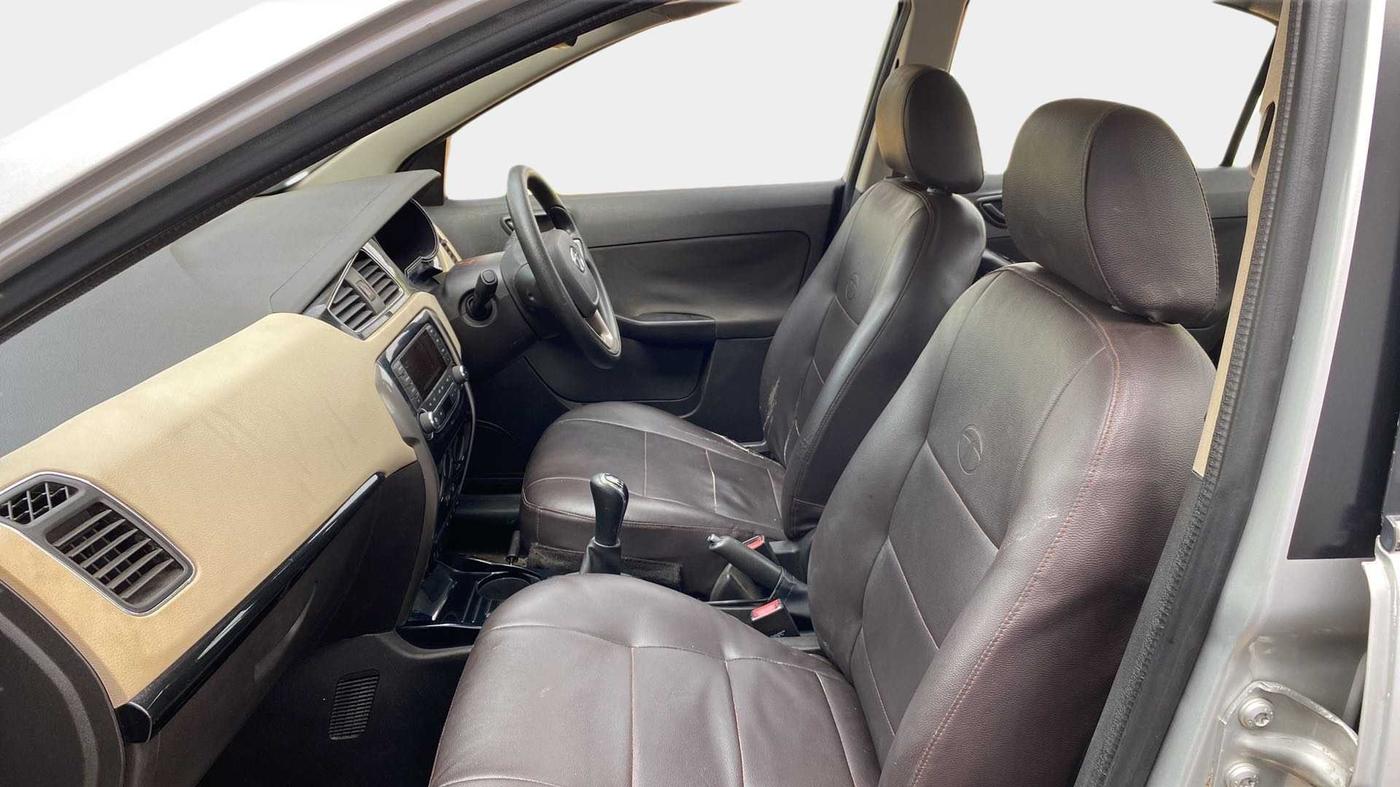 2014 Tata Zest XM PETROL, Petrol, Manual, 59,062 km, Right Side Front Door Cabin