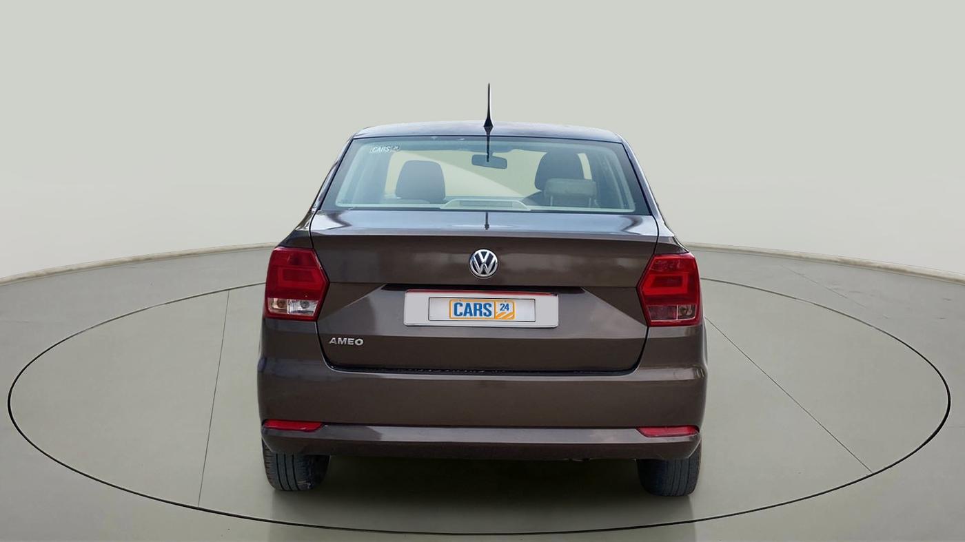 2017 Volkswagen Ameo COMFORTLINE PLUS 1.2L, Petrol, Manual, 1,01,328 km, Back/Rear