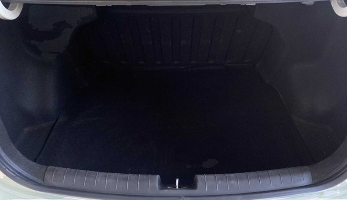 2015 Hyundai Xcent S 1.2, Petrol, Manual, 49,690 km, Boot Inside