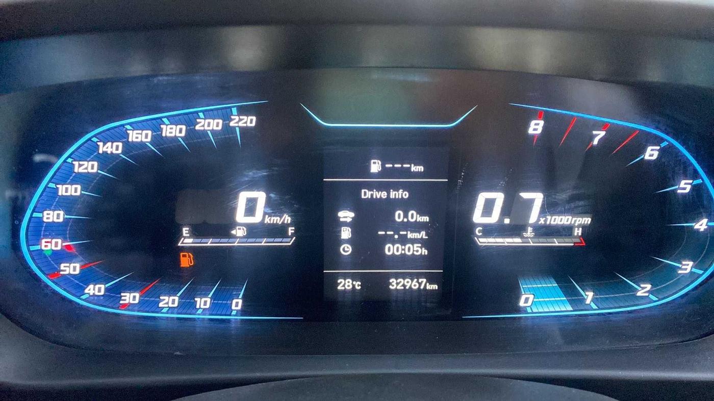2021 Hyundai NEW I20 ASTA (O) 1.2 MT, Petrol, Manual, 32,965 km, Odometer Image