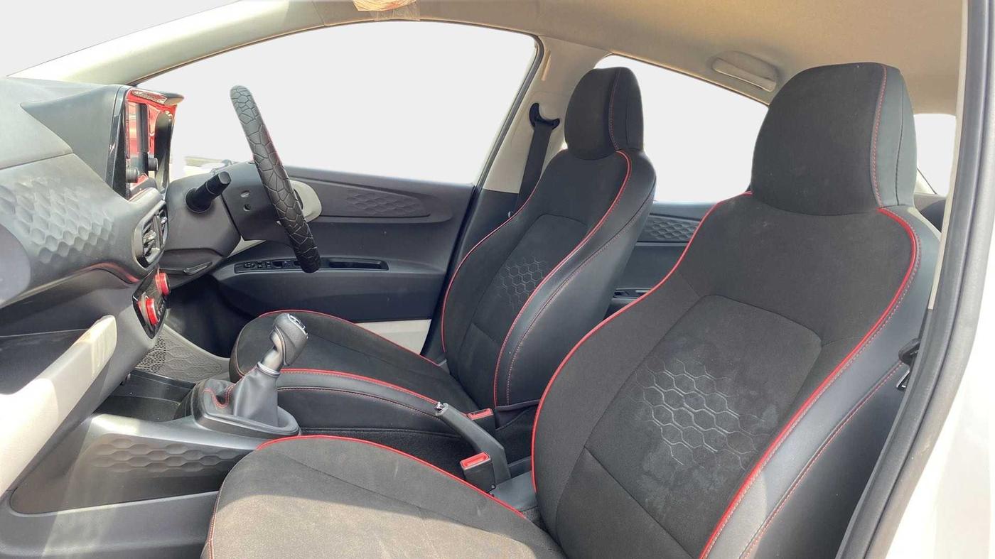 2020 Hyundai AURA SX+ 1.0 TURBO GDI MT, Petrol, Manual, 39,930 km, Right Side Front Door Cabin