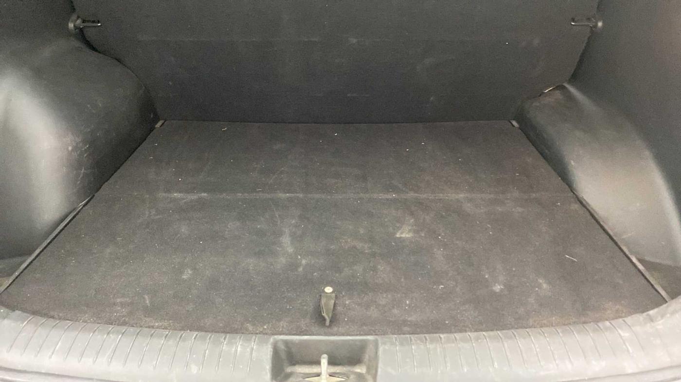 2017 Hyundai Creta E PLUS 1.6 PETROL, Petrol, Manual, 58,022 km, Boot Inside