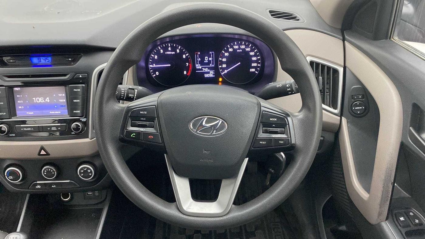 2017 Hyundai Creta E PLUS 1.6 PETROL, Petrol, Manual, 58,022 km, Steering Wheel Close Up